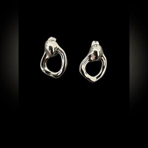 💘White Gold Plated Door Knocker Earrings